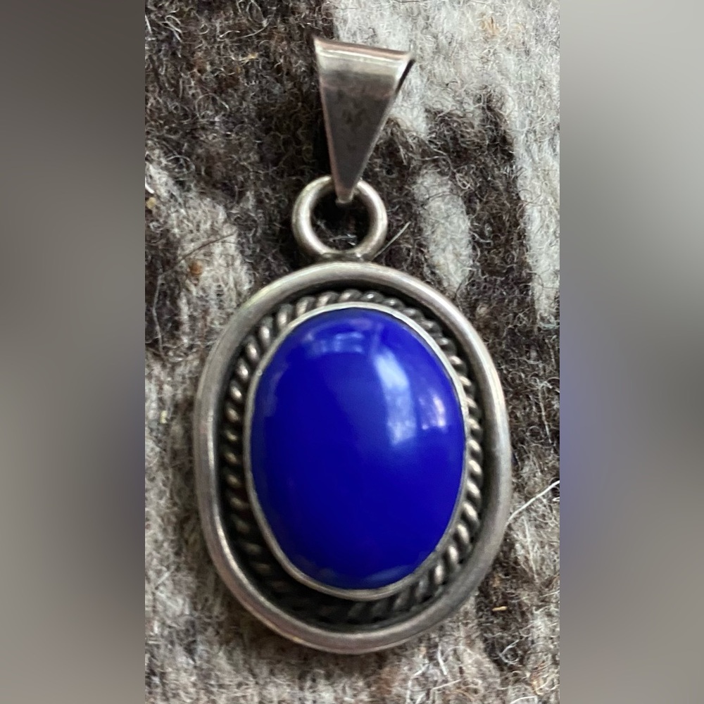 Vintage Sterling Silver Pendant w/ heavy Lapis Stone Mexico